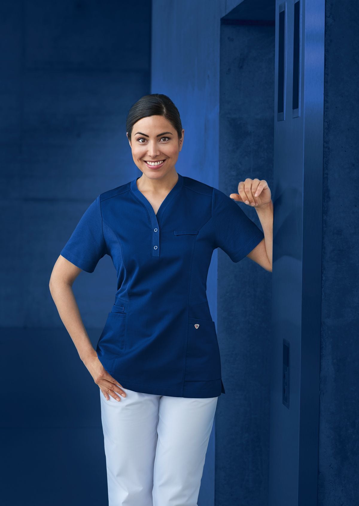 BP dames zorgtuniek in nachtblauw met washed effect en duurzame kwaliteit