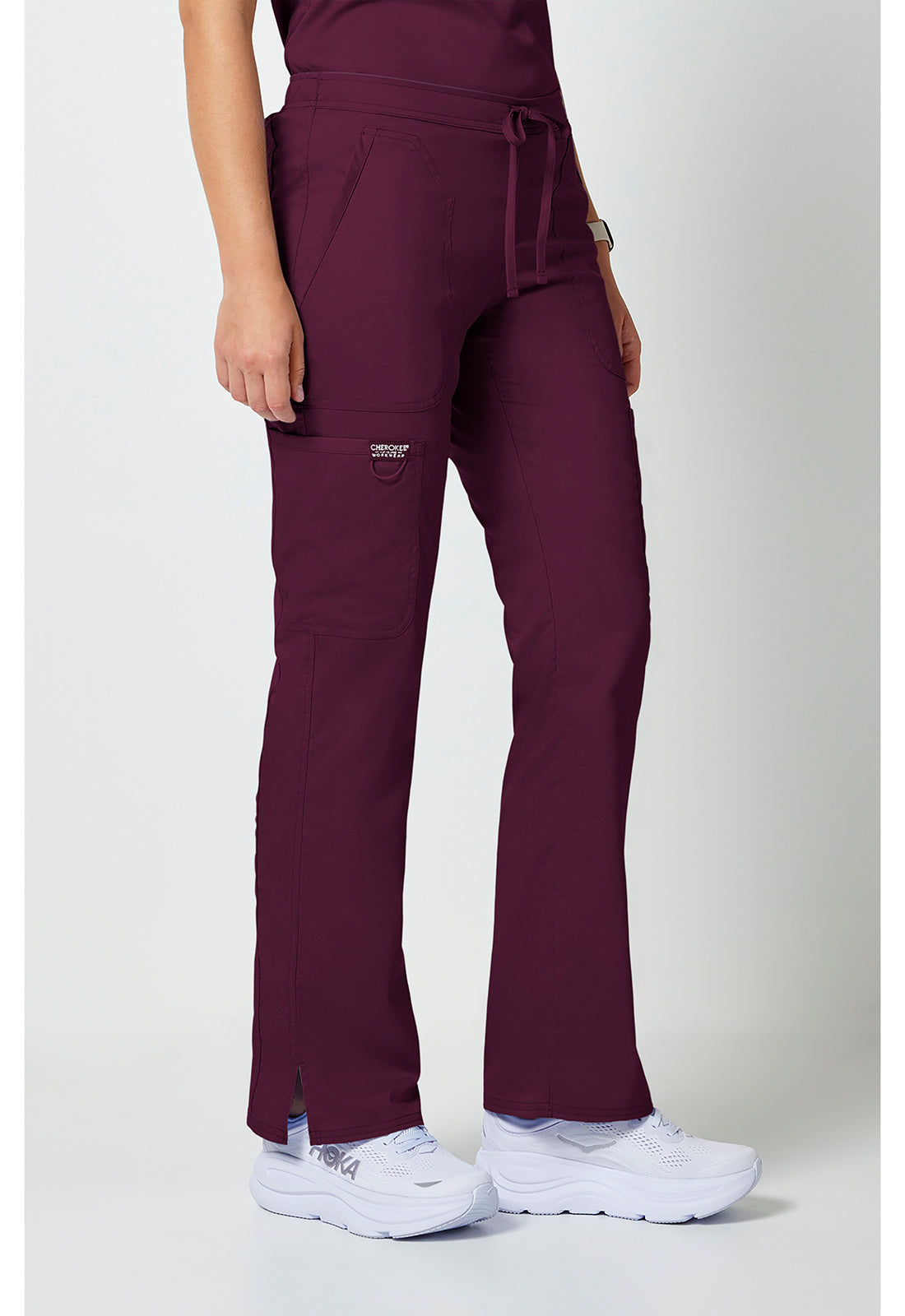 Cherokee Workwear Mid-rise jeans met gematigde uitlopende pijpen en trekkoord met cargozakken en 2-way stretch WWE120
