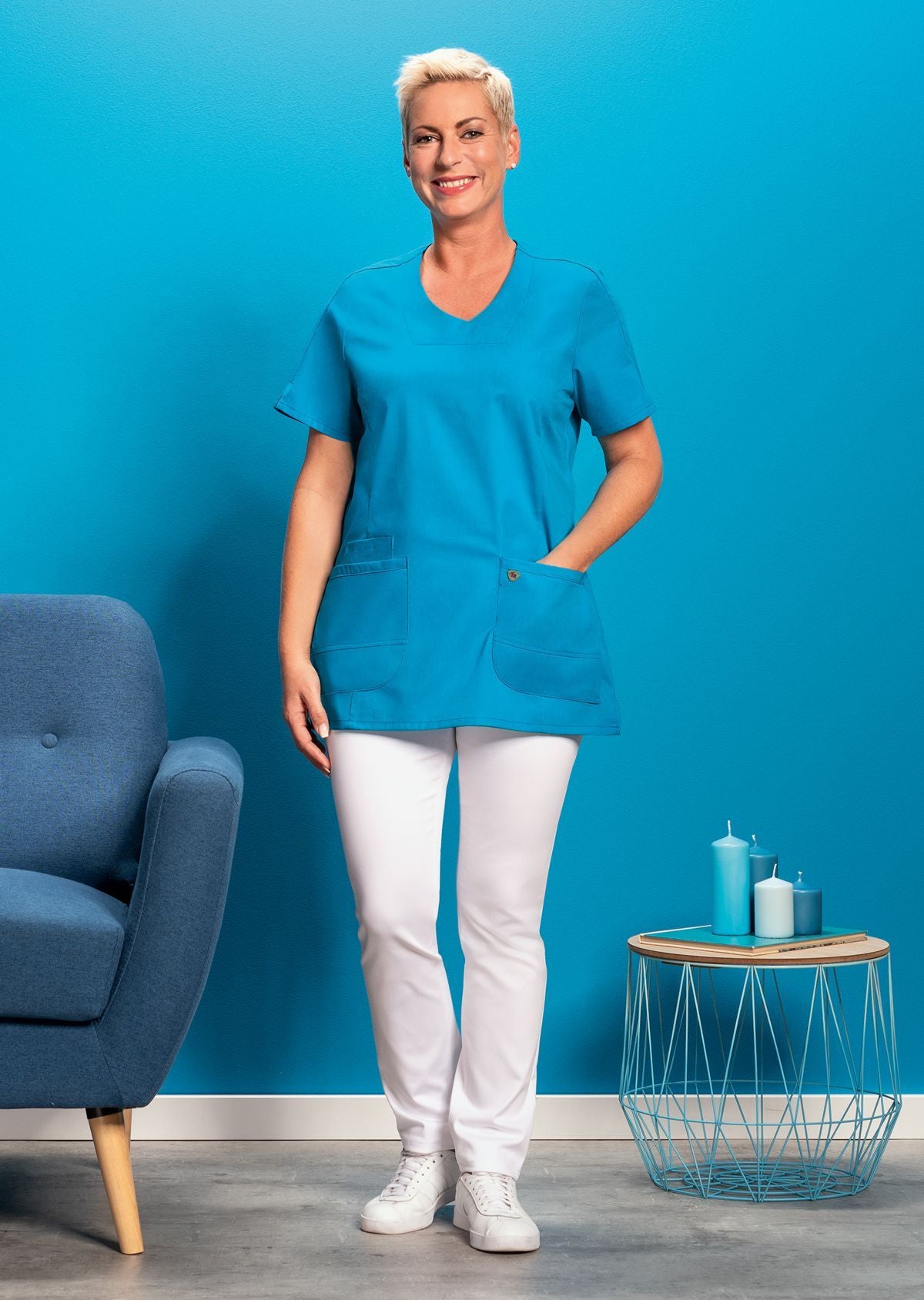 BP lichte dames zorgtuniek met stretchstof, V-hals zonder inkijk en lichtgewicht ademend ontwerp