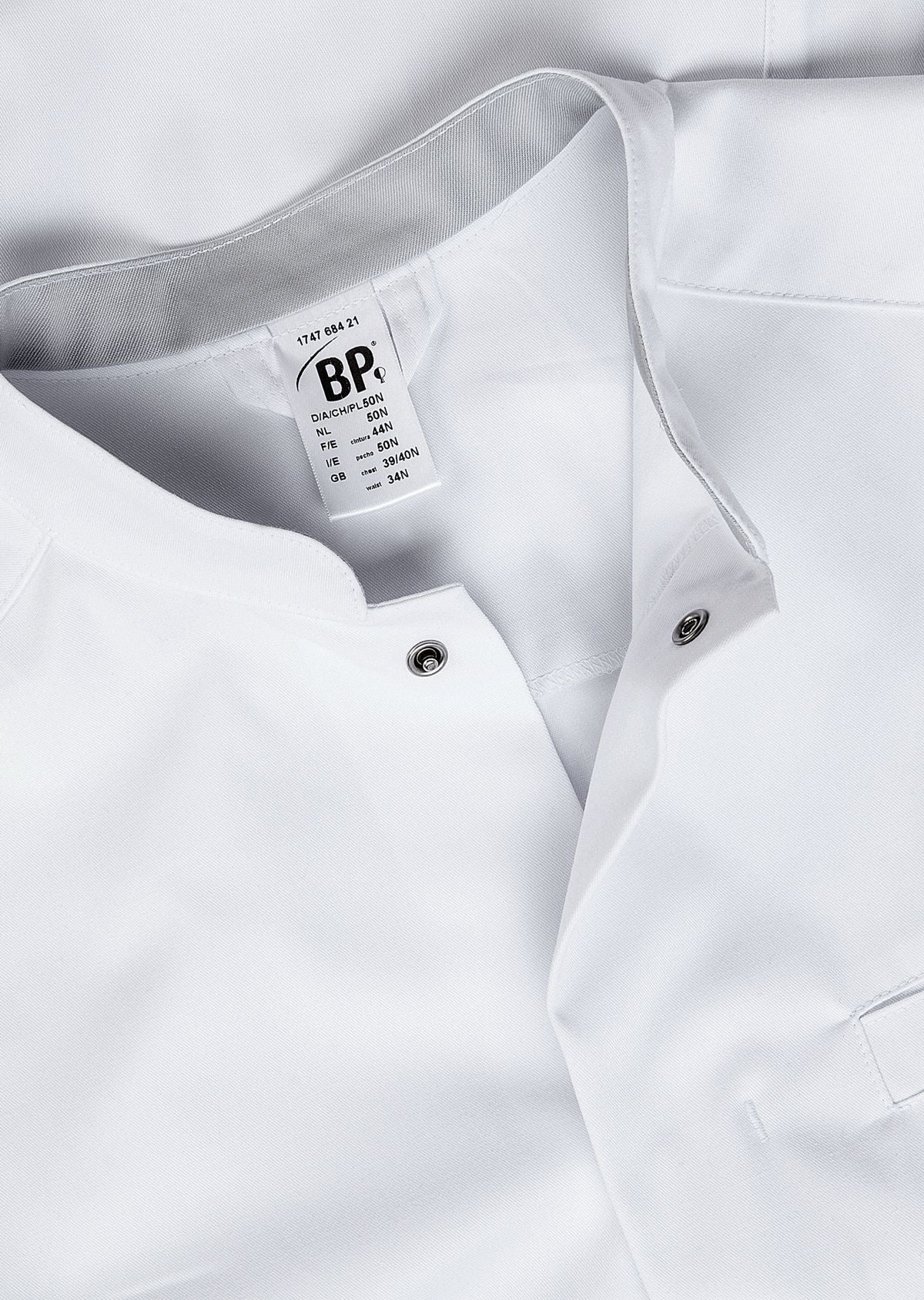 BP stretch zorgjas voor heren met opstaande kraag, drukknoopsluiting en flexibele inzetstukken voor zorgprofessionals