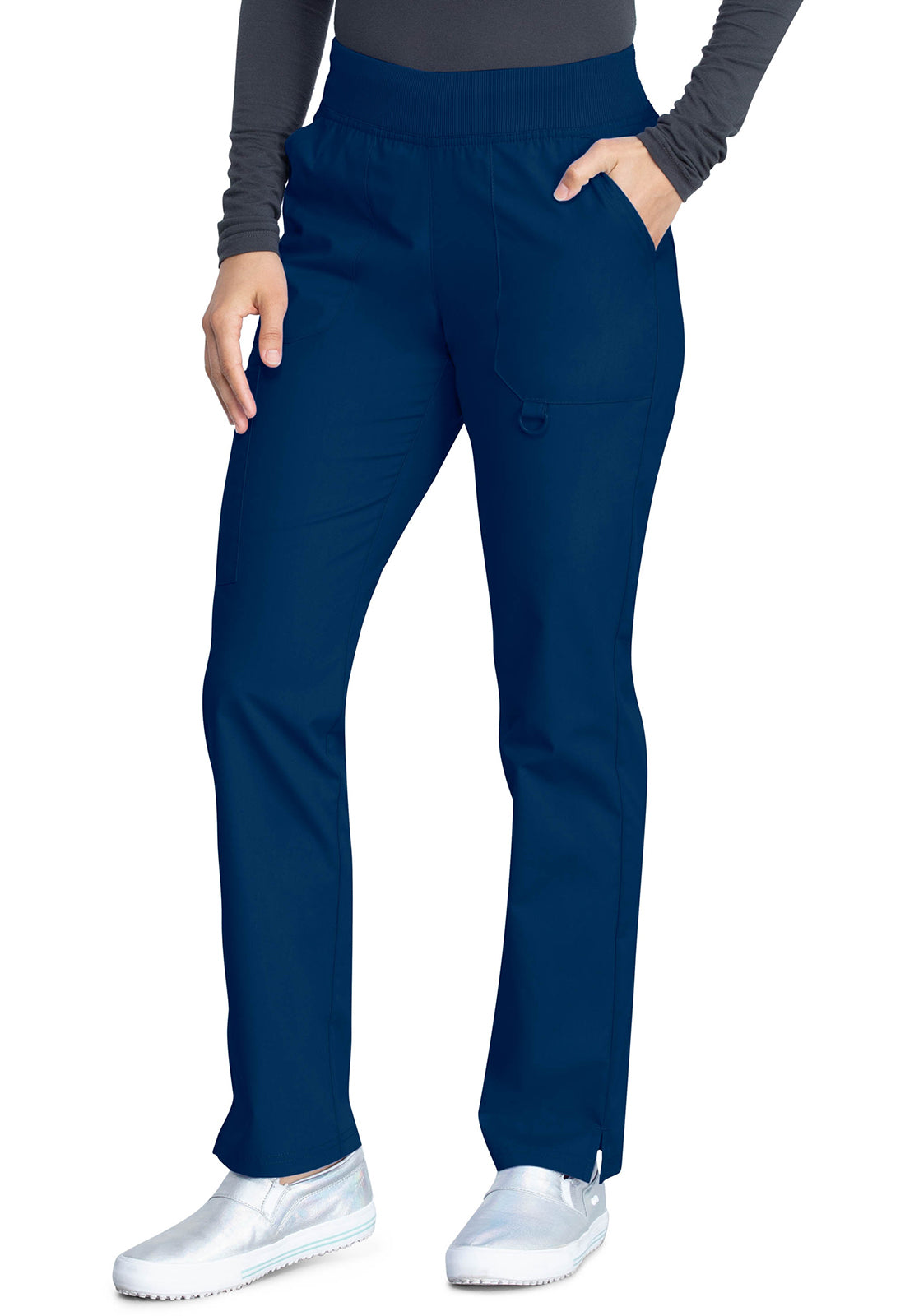 Pull-on broek met middelhoge taille en taps toelopende pijpen met elastische tailleband en cargozakken