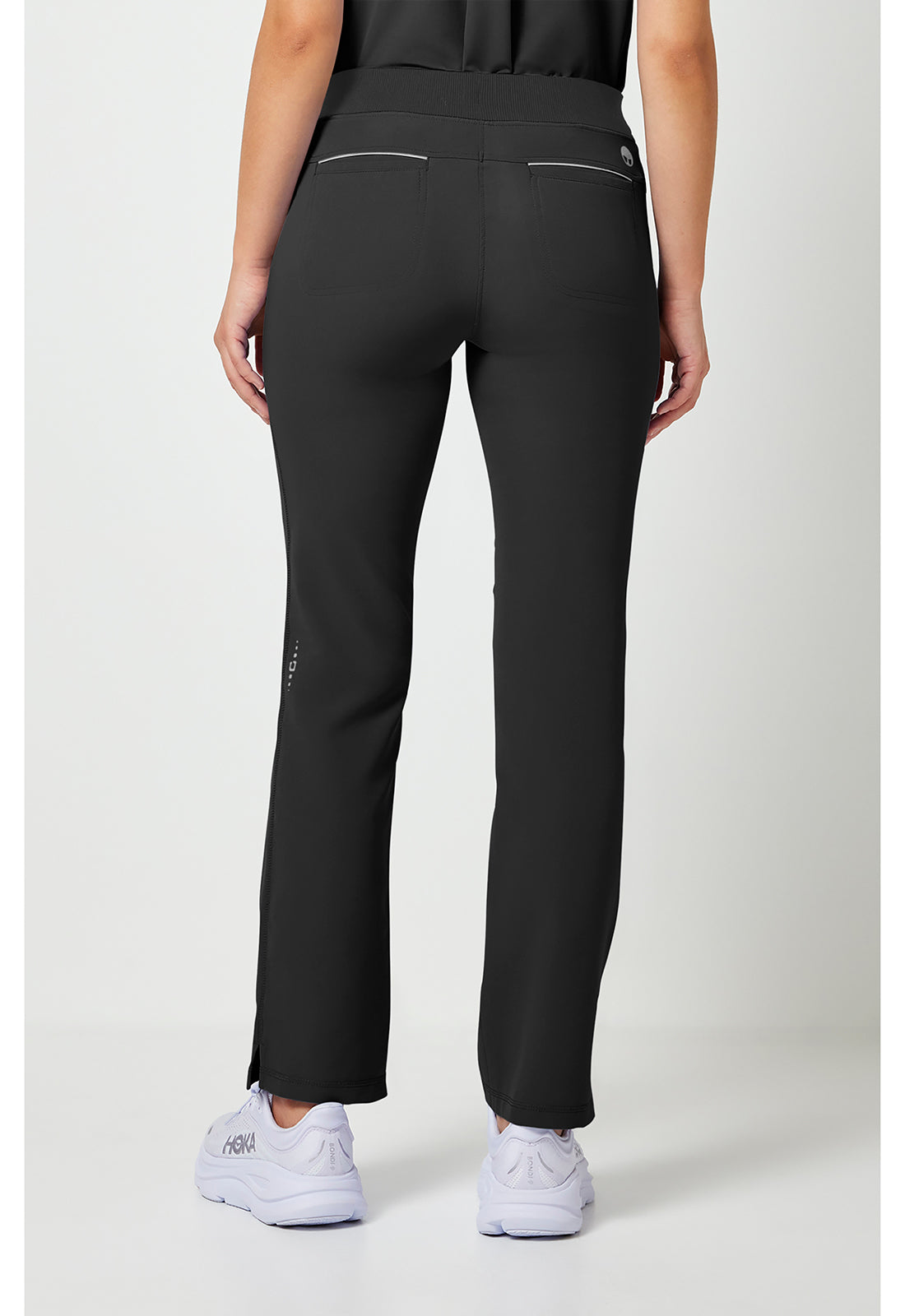 Nisha Pant met middelhoge taille en rechte pijpen met stretchmateriaal