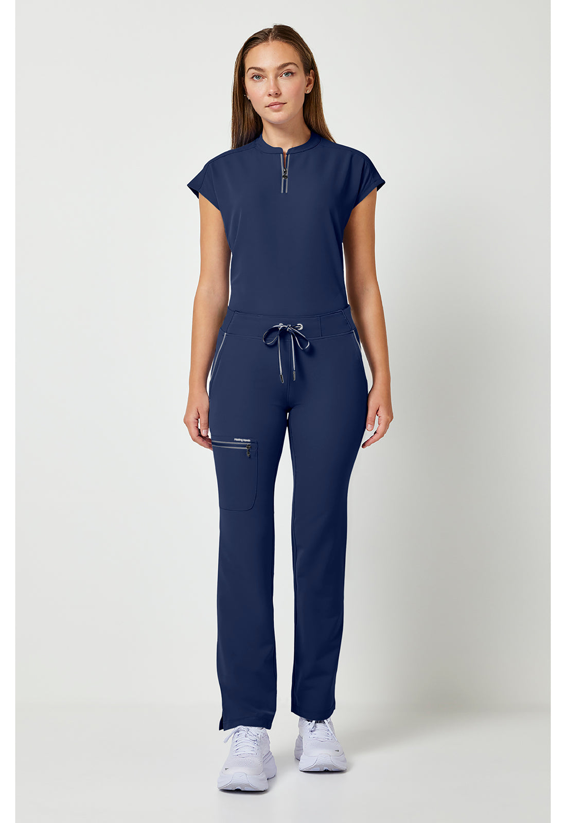 Nisha Pant met middelhoge taille en rechte pijpen met stretchmateriaal