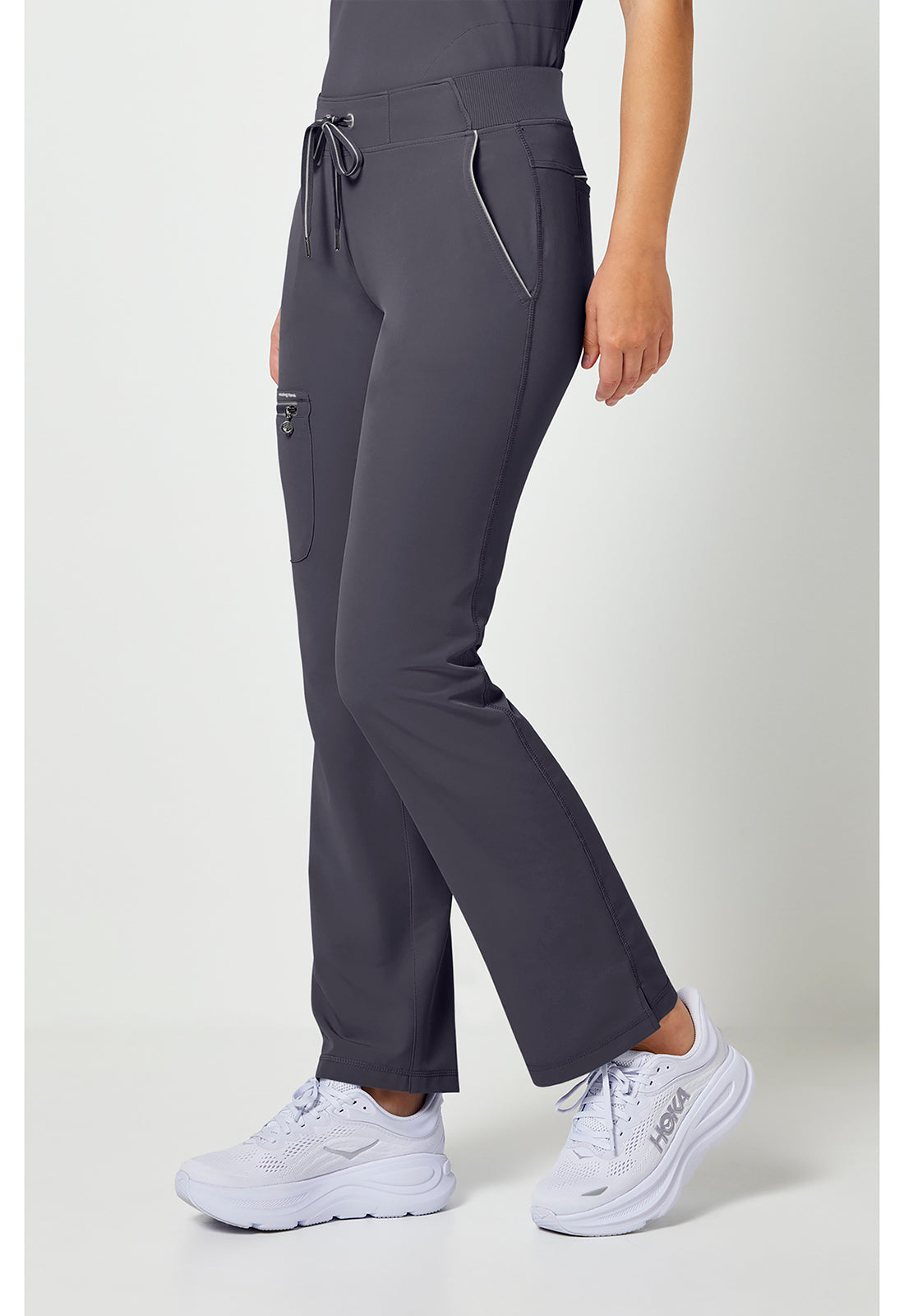 Nisha Pant met middelhoge taille en rechte pijpen met stretchmateriaal