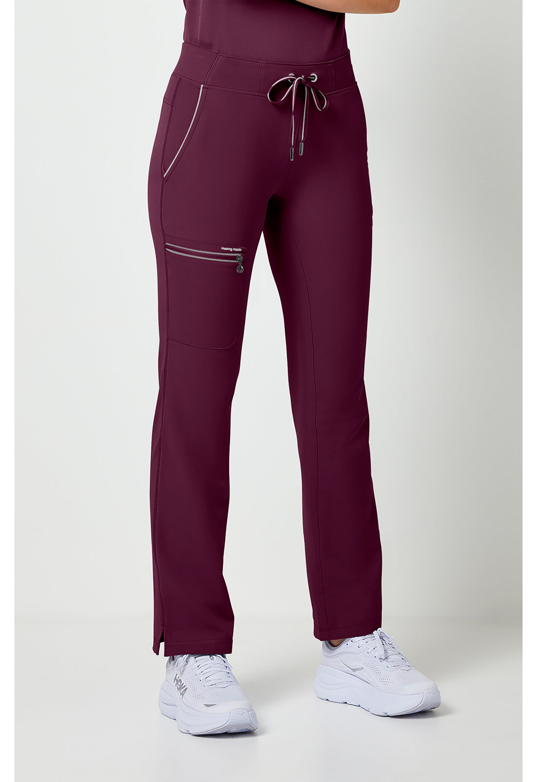 Nisha Pant met middelhoge taille en rechte pijpen met stretchmateriaal
