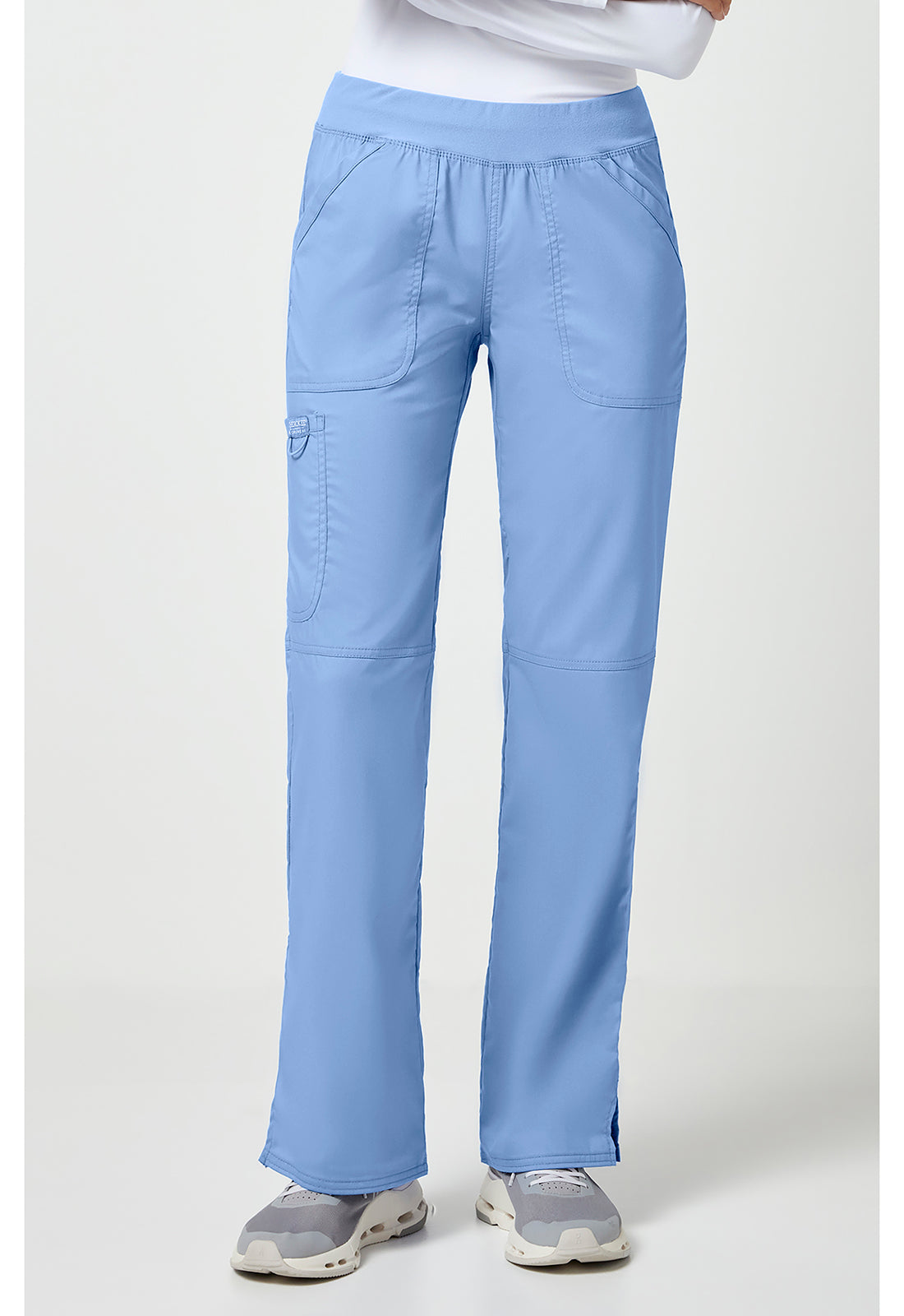 Pull-on broek met middelhoge taille en rechte pijpen met elastische tailleband en cargozak WWE110