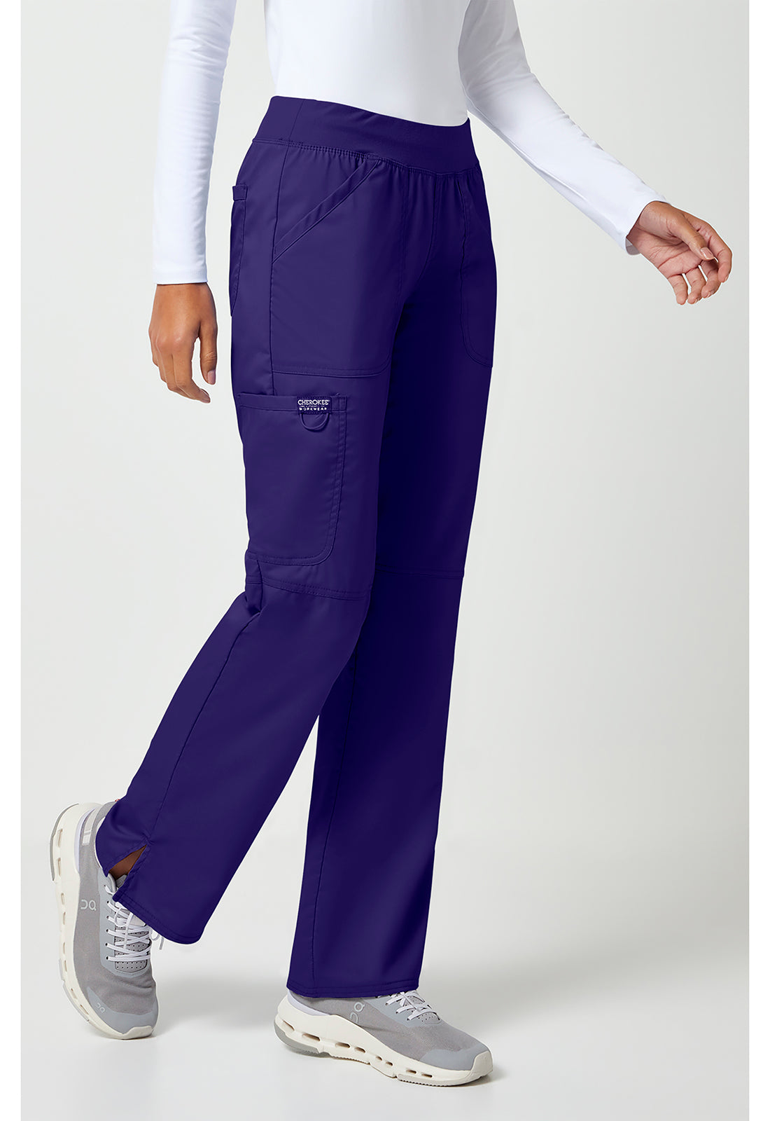 Pull-on broek met middelhoge taille en rechte pijpen met elastische tailleband en cargozak WWE110
