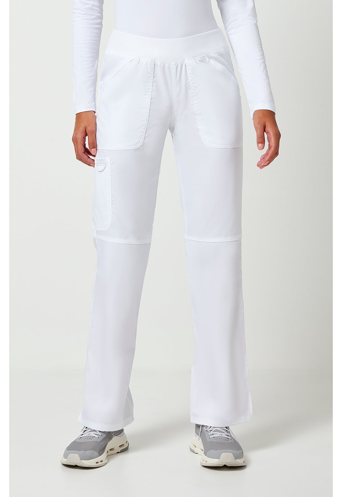 Pull-on broek met middelhoge taille en rechte pijpen met elastische tailleband en cargozak WWE110