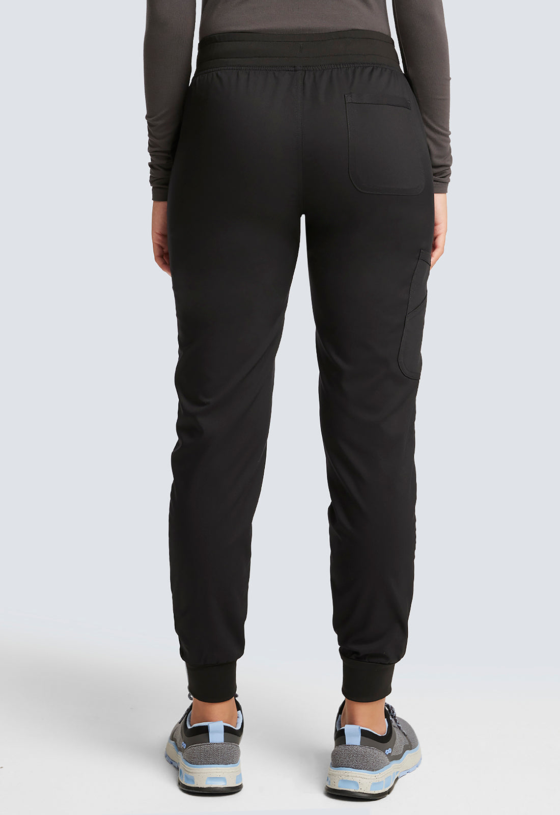 Halfhoge joggingbroek met taps toelopende pijpen en gebreide tailleband WWE115