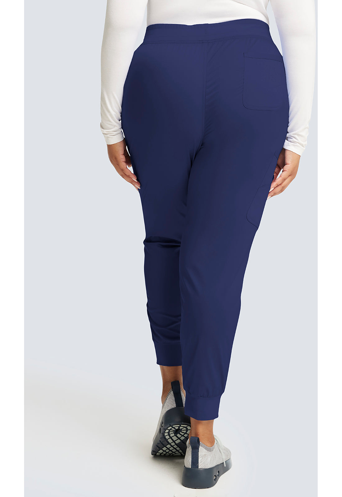 Halfhoge joggingbroek met taps toelopende pijpen en gebreide tailleband WWE115