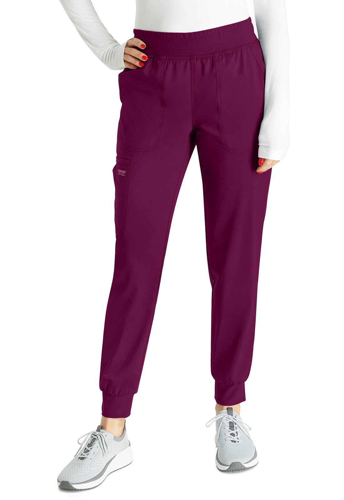 Halfhoge joggingbroek met taps toelopende pijpen en gebreide tailleband WWE115