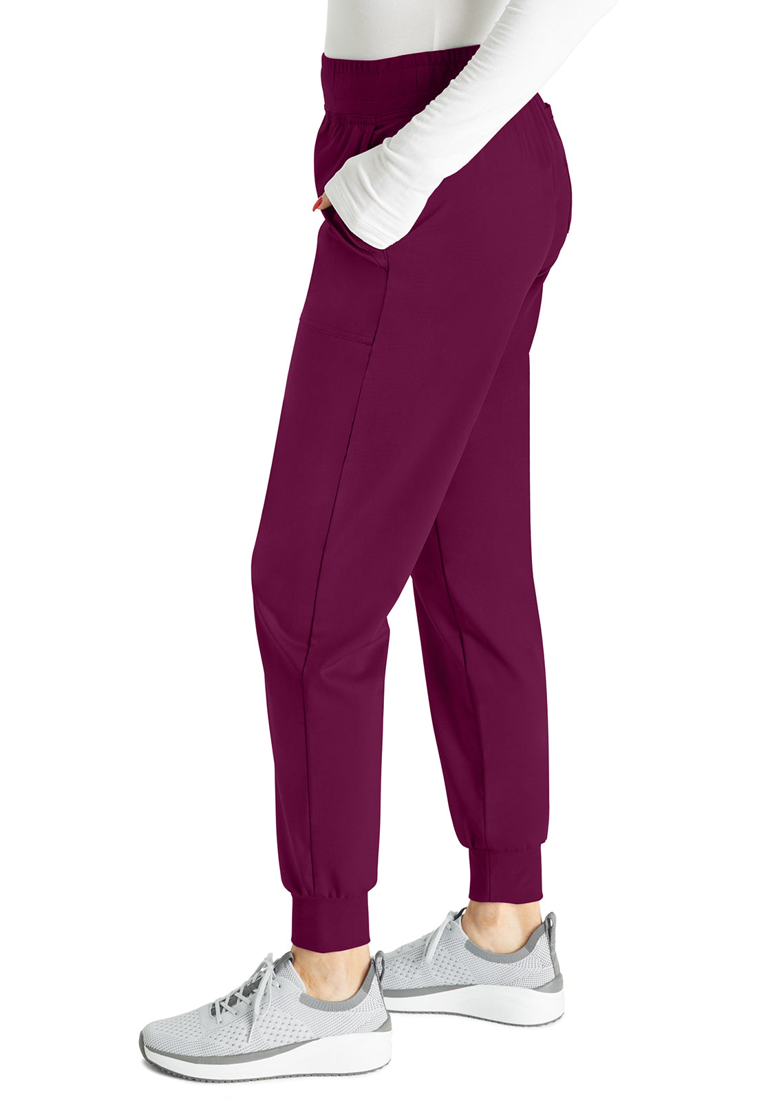 Halfhoge joggingbroek met taps toelopende pijpen en gebreide tailleband WWE115