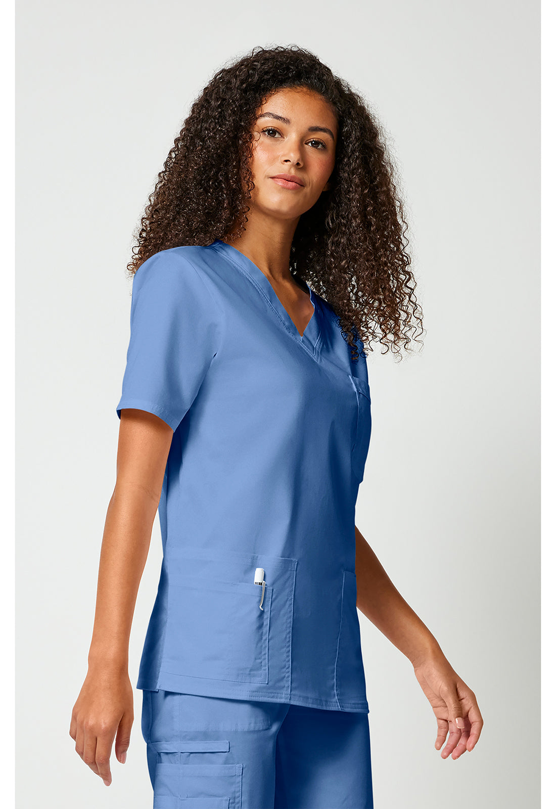 Unisex V-hals top met traditionele pasvorm en 2-way stretch